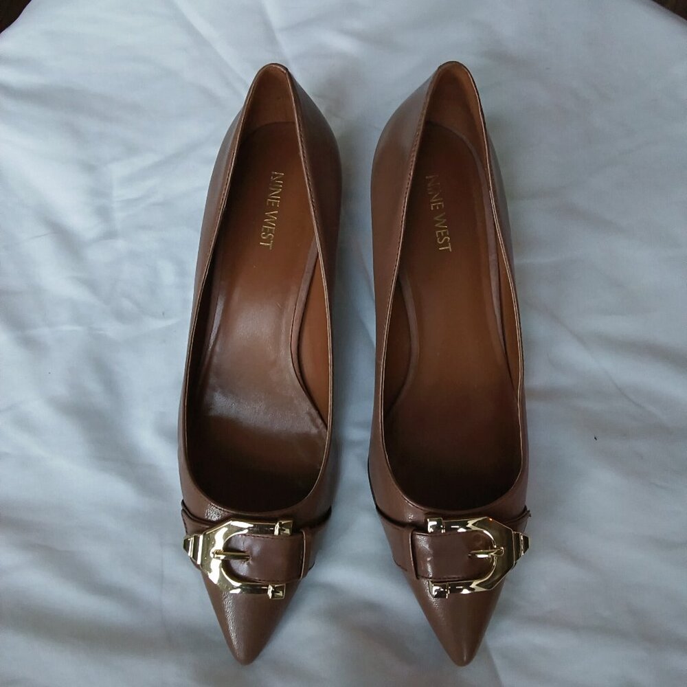 Lightly worn Nine West heals